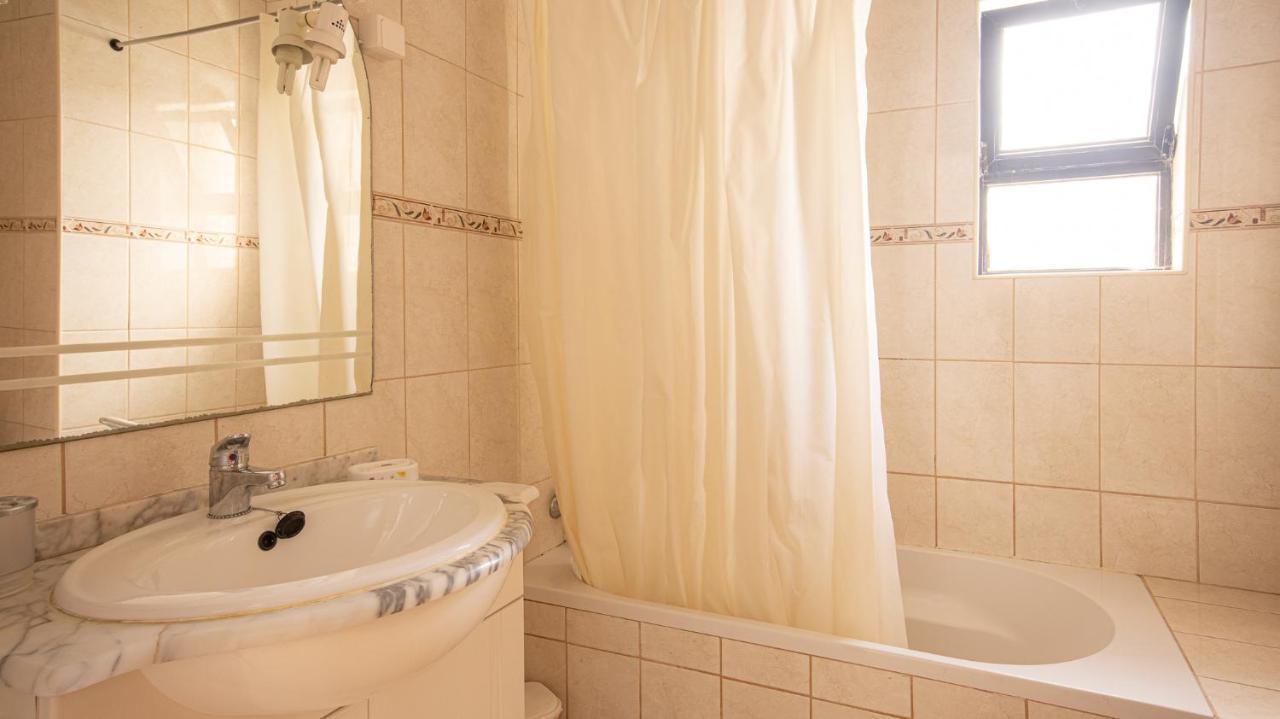 Villa Cesaltina - Gale - Swimming Pool - By Bedzy Albufeira Ngoại thất bức ảnh