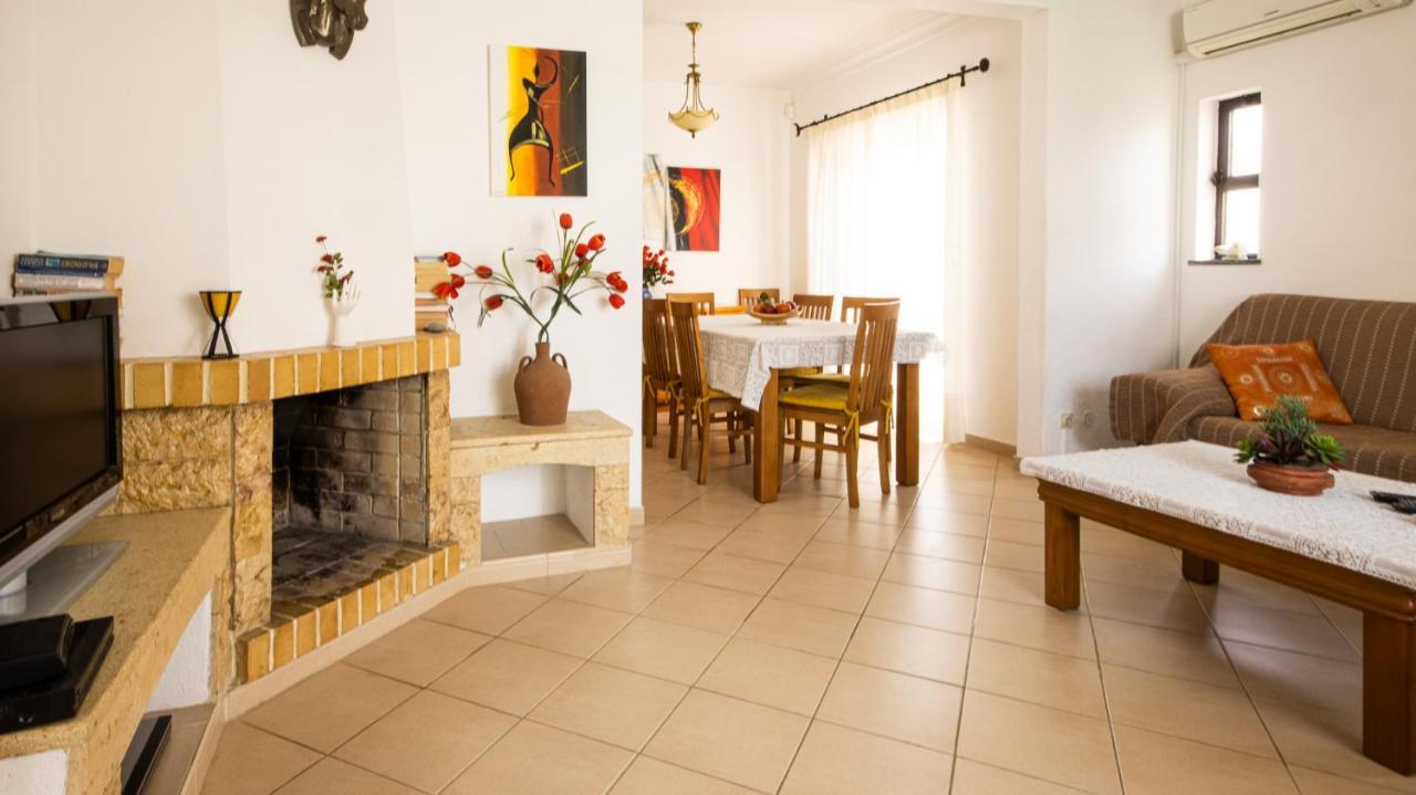 Villa Cesaltina - Gale - Swimming Pool - By Bedzy Albufeira Ngoại thất bức ảnh
